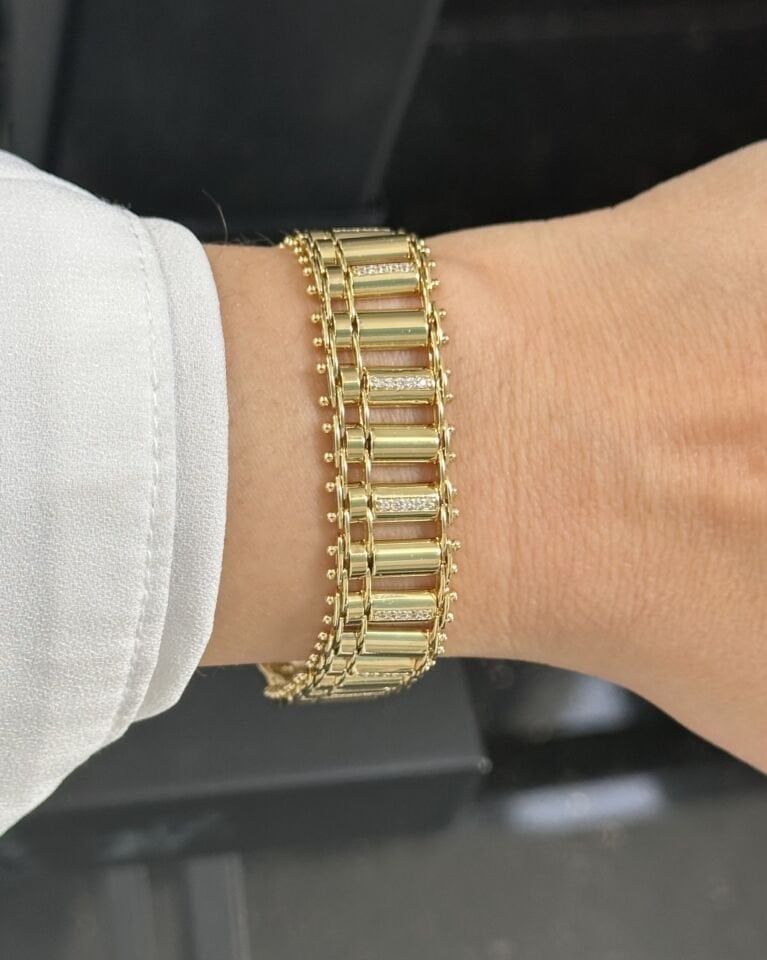 Açık Gold Silindir Geçişli Kalın Bileklik