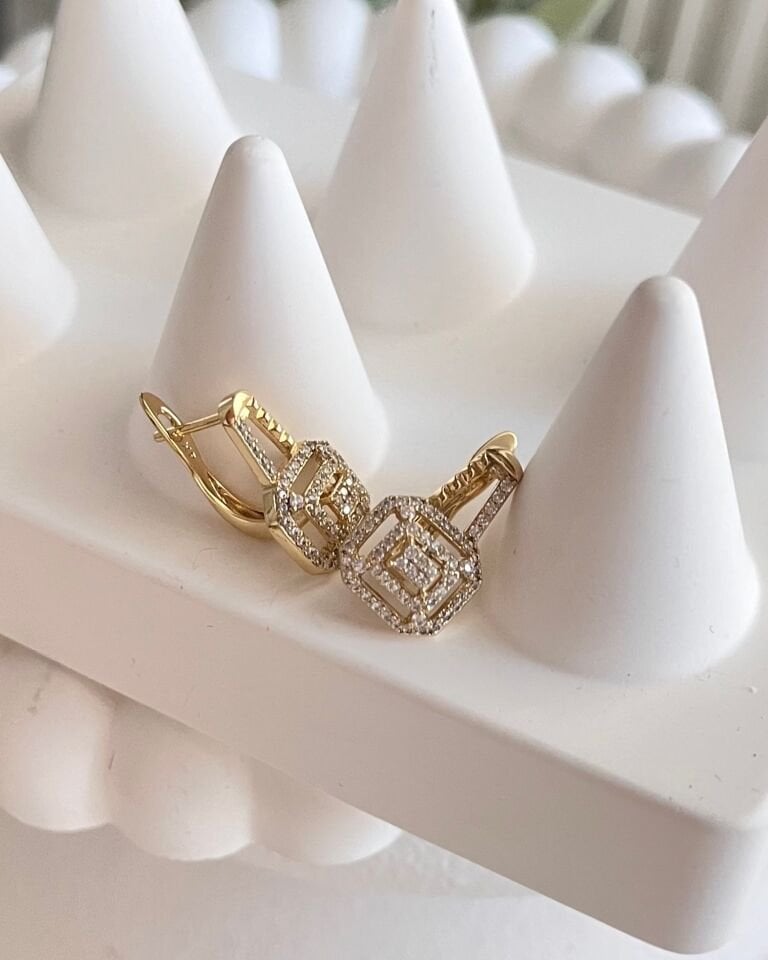 14k Açık Gold Baget Küpe
