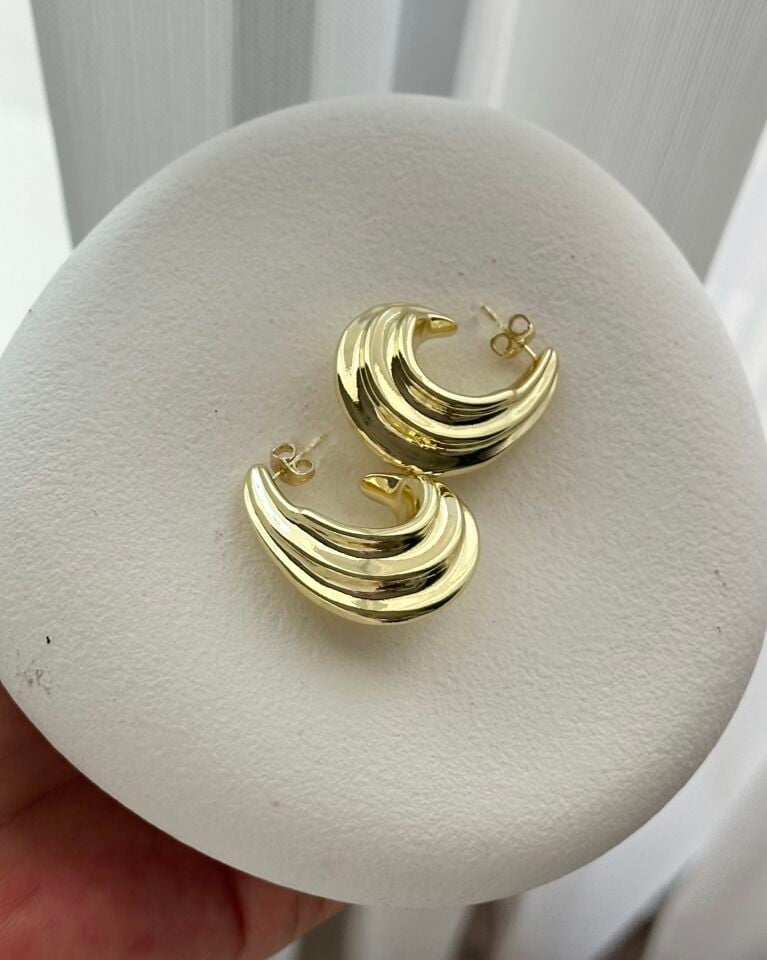 Açık Gold Vintage Oval Küpe