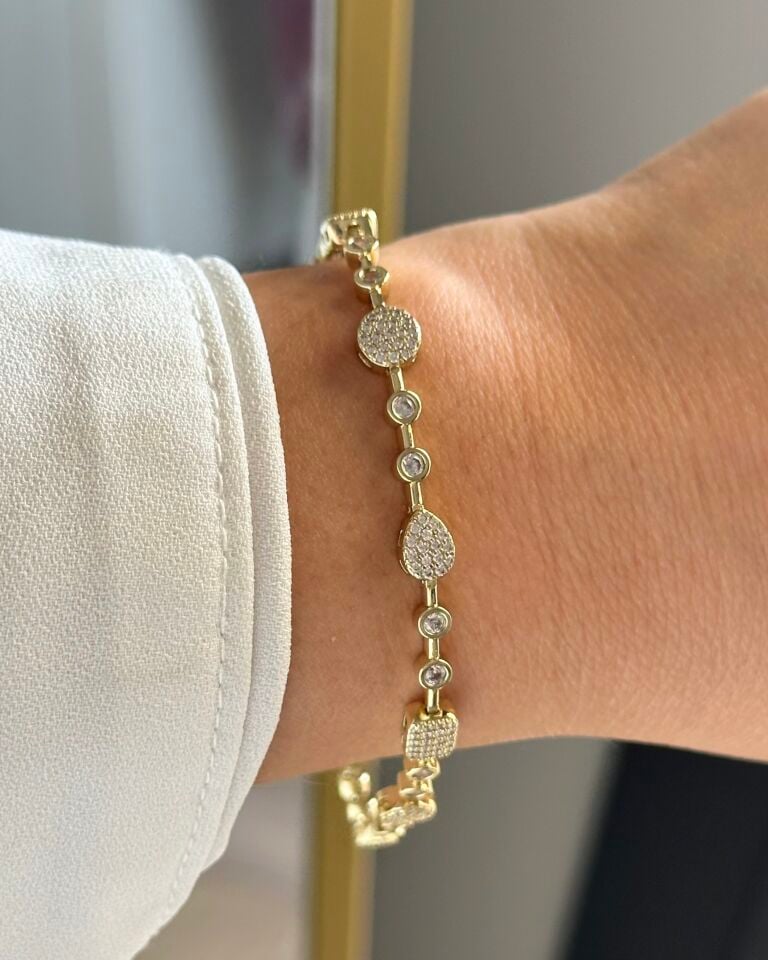 Açık Gold Taşlı Karma Motif Bileklik