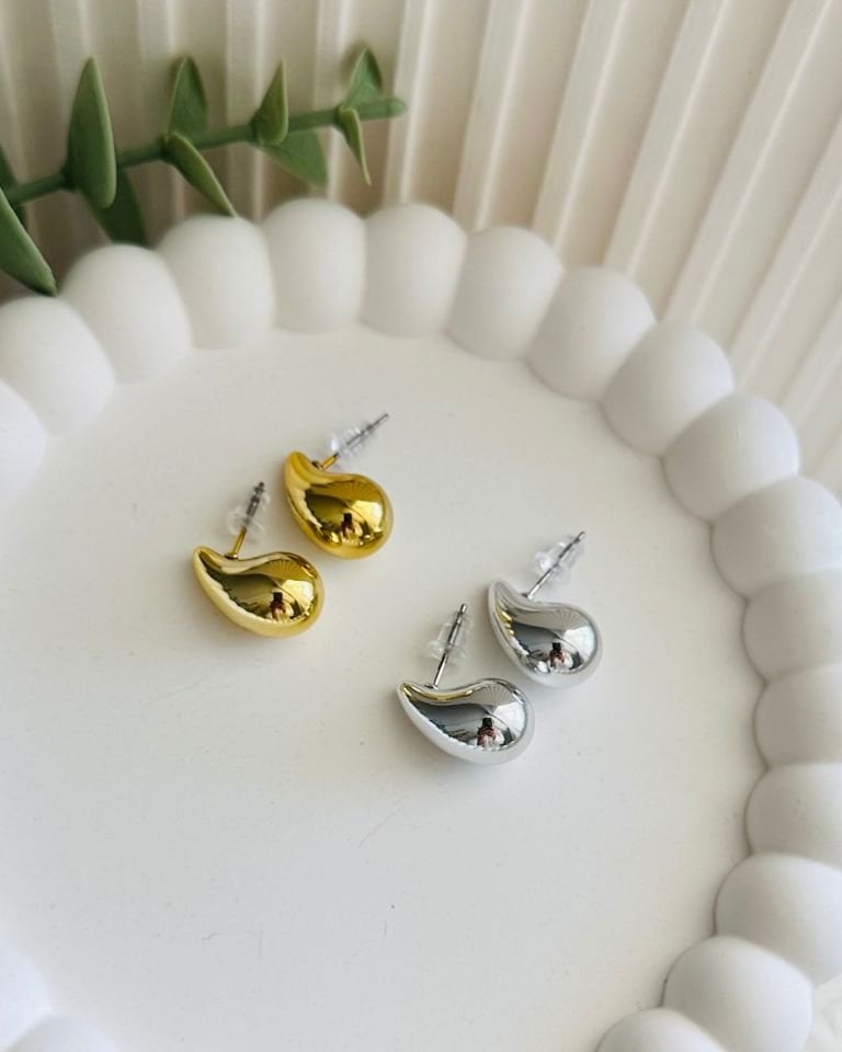 Minimal Su Damlası Küpeler silver