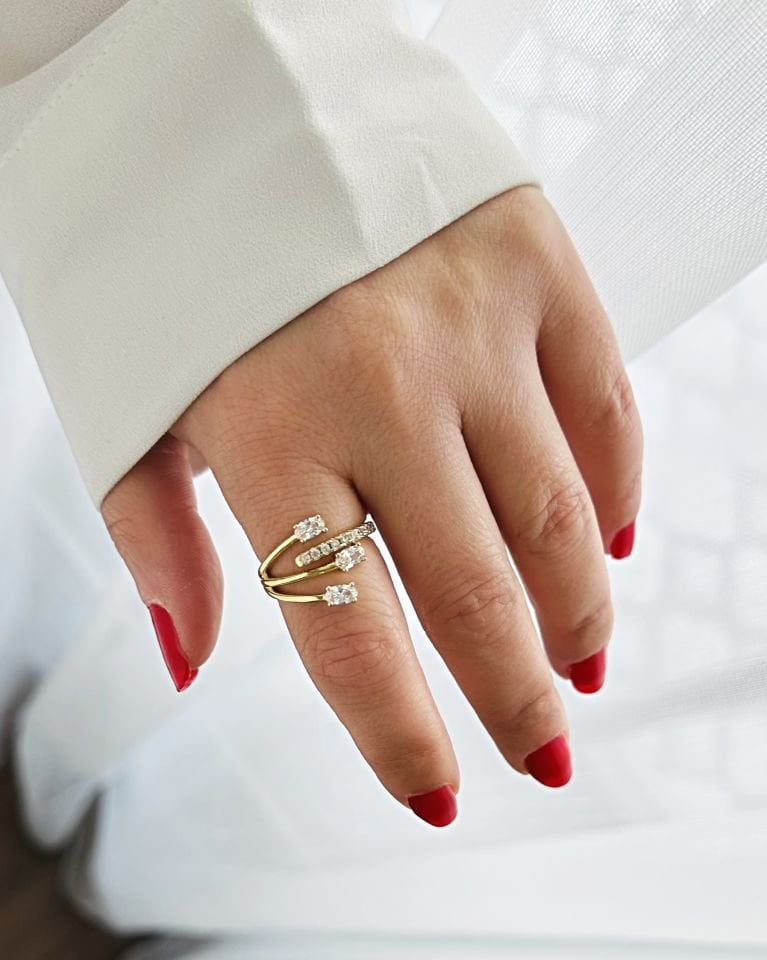 Tria Taşlı Yüzük