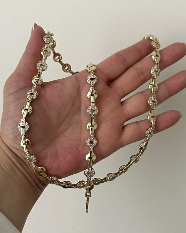 Açık Gold Taşlı Halka Zincir Geçişli Takım